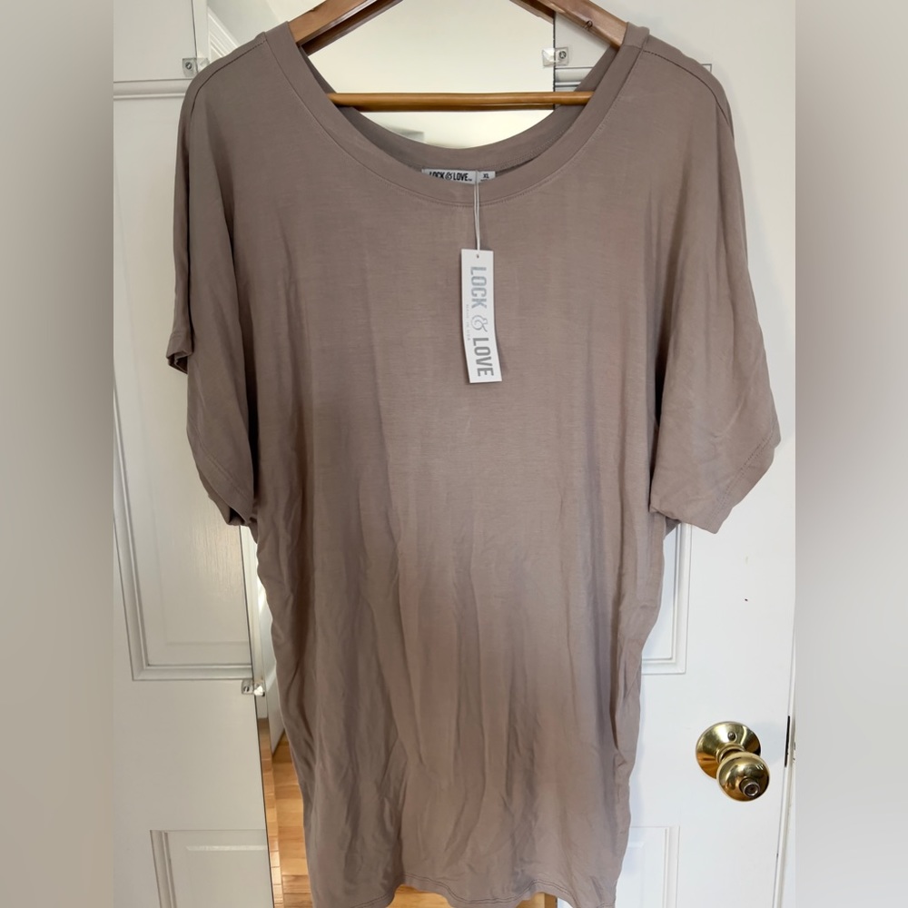 XL Locke & Love Dolman Tee Beige